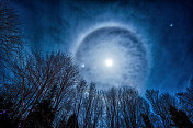 moon halo