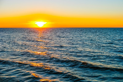 海边美丽的日落风景图片相关的图片